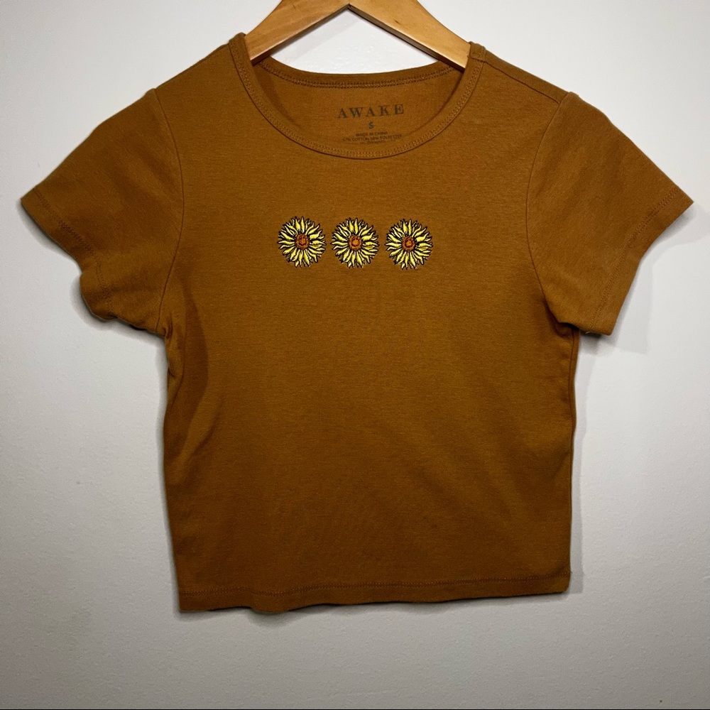 🔥: Sunflower Tee 🌻